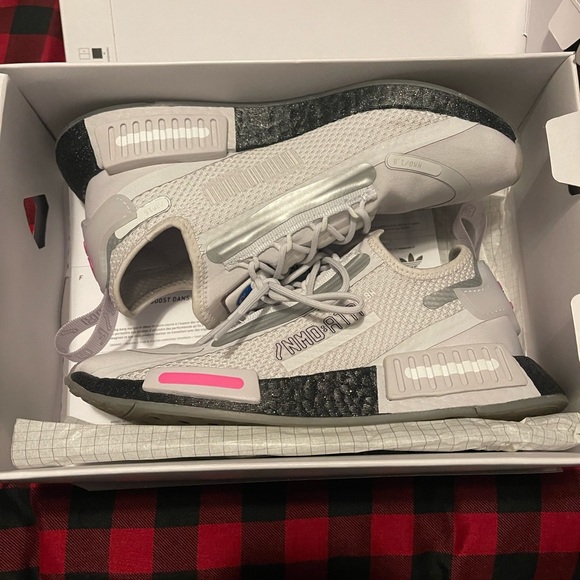 Adidas x NASA NMD_R1 - Picture 4 of 6